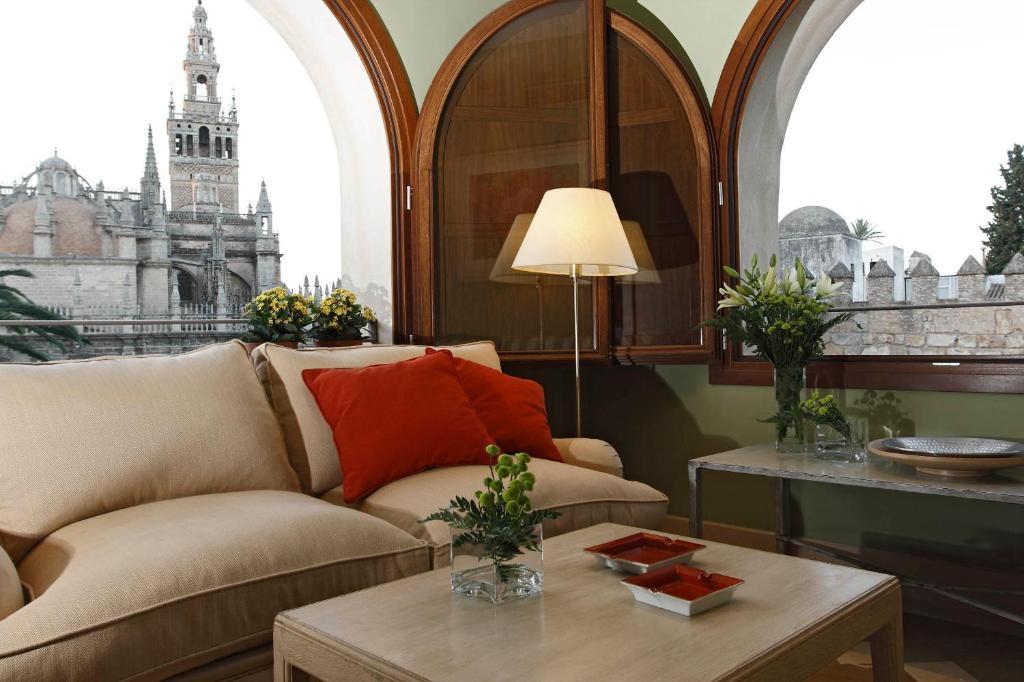 Alcazar 2*